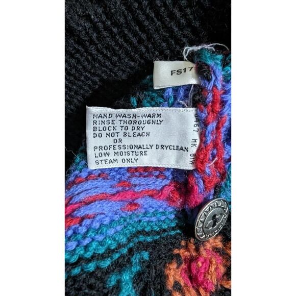 Vintage LL Bean Womens Medium 100% Pure Wool Geometric Aztec Cardigan Sweater - Picture 9 of 10